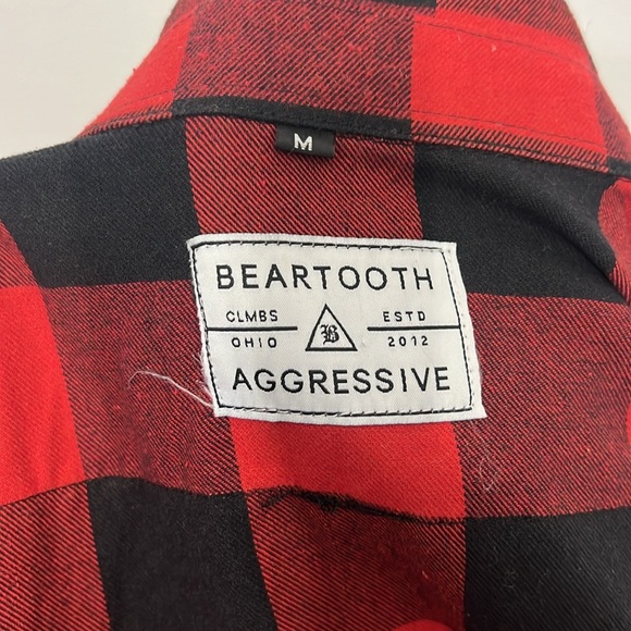 Beartooth Flannel with Back Patch M - Picture 7 of 10